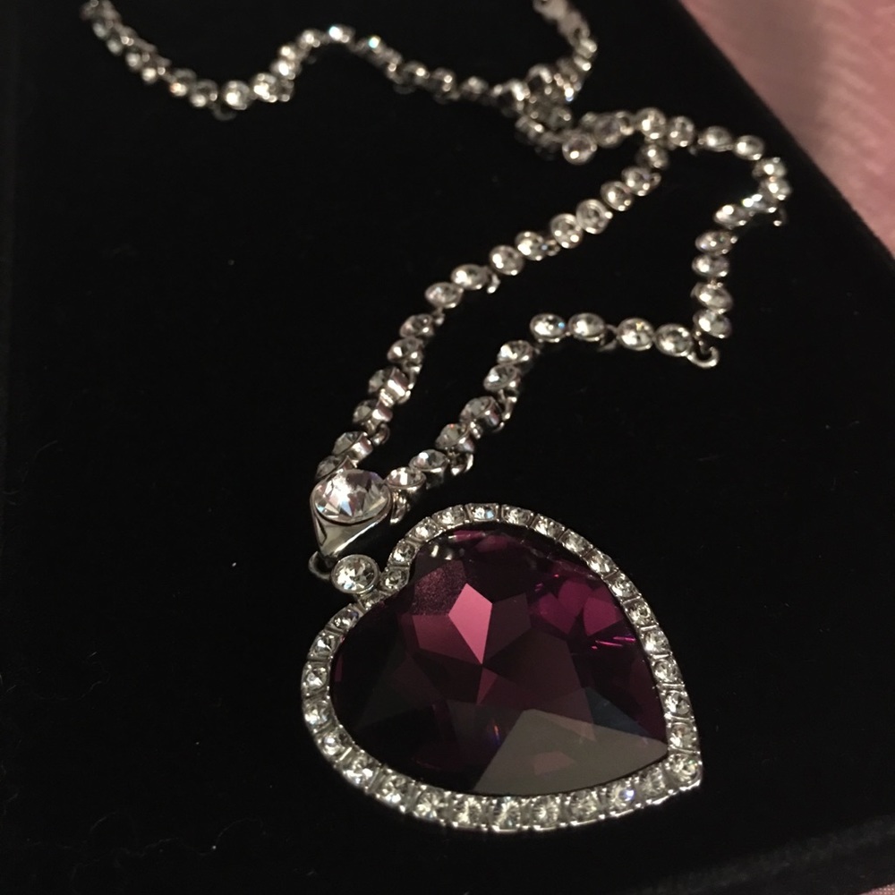 Beautiful Heart Of The Ocean Necklace